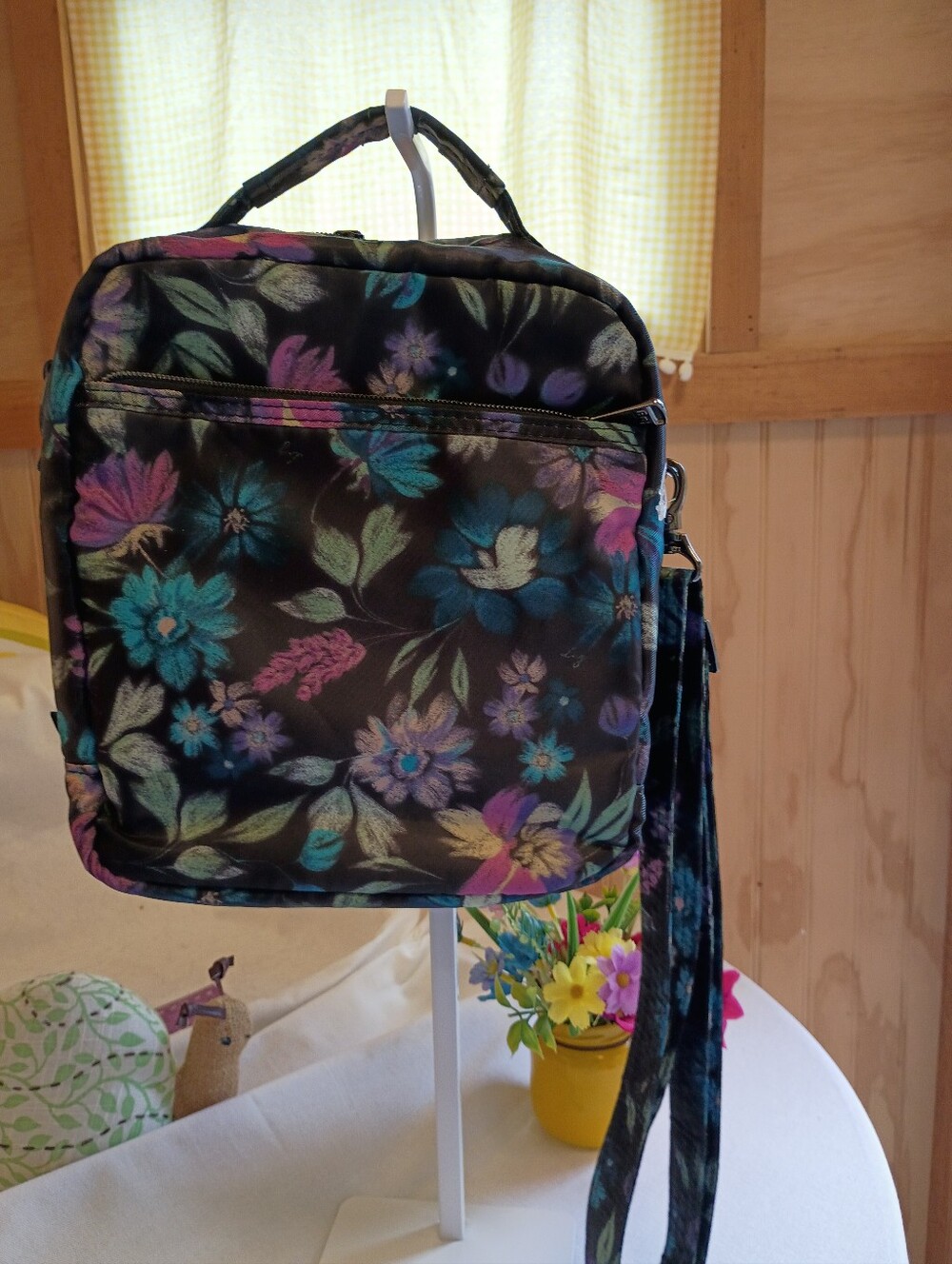 Lug RangerQuilted Floral Crossbody Bag in Bloom Black